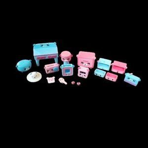  Lot of 17 Shopkins Happy Places Pieces All GUC